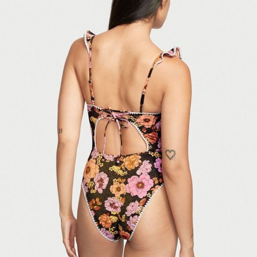 NWT VICTORIA'S SECRET SWIM Ruffle One-Piece Swimsuit with Crochet Trim - Picture 2 of 12